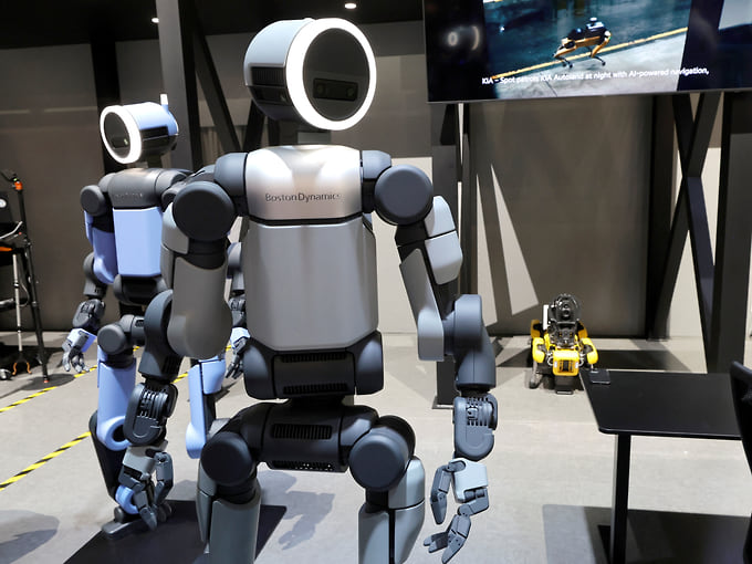 «Обучение и гуманоидов, и автономных машин требует огромных мощностей»
