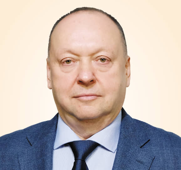 Олег Булатов