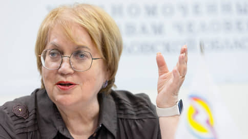 Мерзлякова высказалась против оскорблений противников храма у Театра драмы