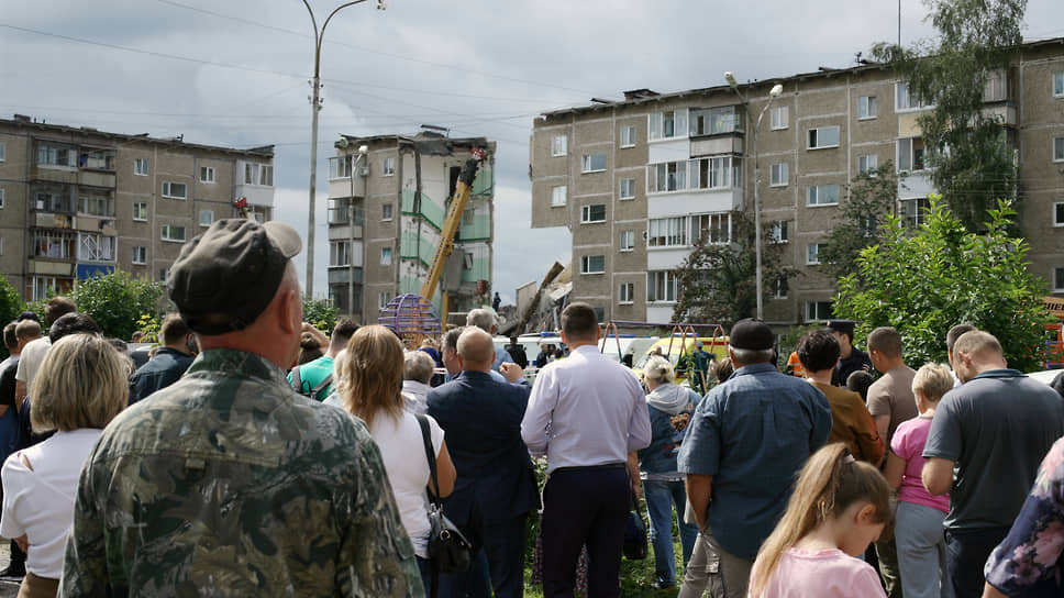 Красивые женщины после 40 в домашних условиях в нижнем белье Красивые женщины после 40 в домашних условиях в нижнем белье