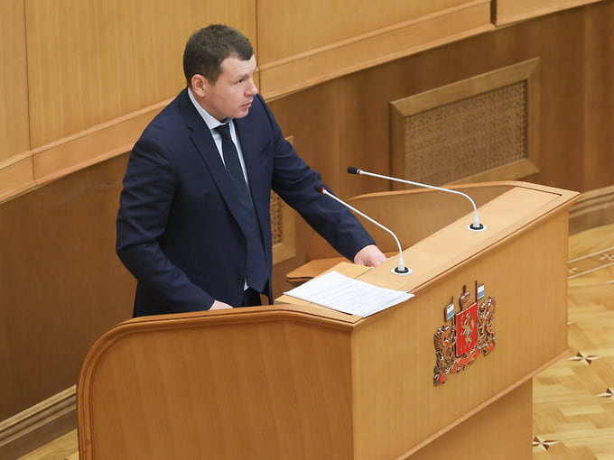 В свердловском законодательном собрании сменился спикер впервые за 15 лет