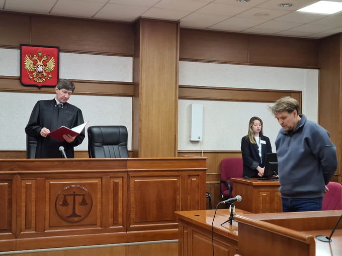 Свердловчанина приговорили к принудительным работам за реабилитацию нацизма