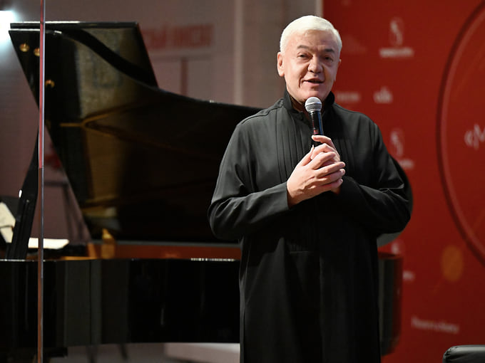 Пианист Алексей Гориболь