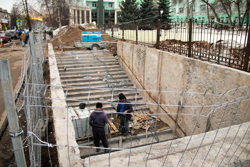 Ремонт подземного перехода у УдГУ, 25.03.2026