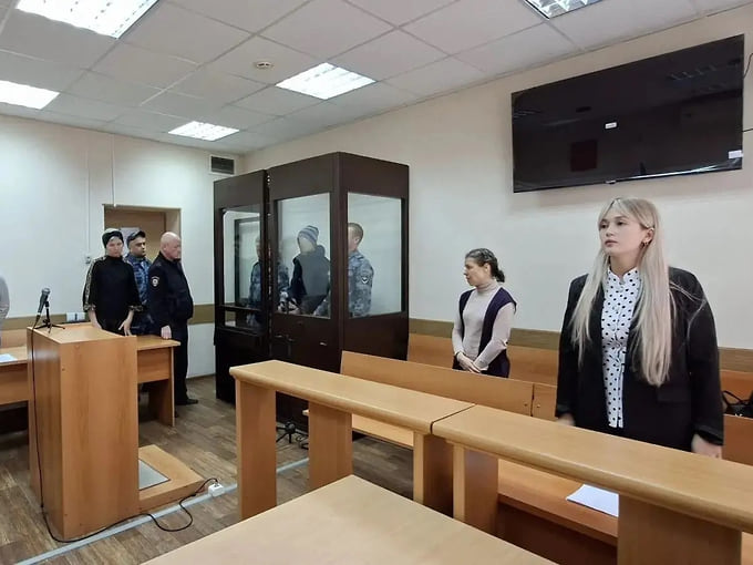 Подростка в Ижевске отправили в СИЗО по делу об убийстве своего дедушки