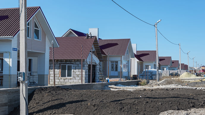 ИЖС на паузе