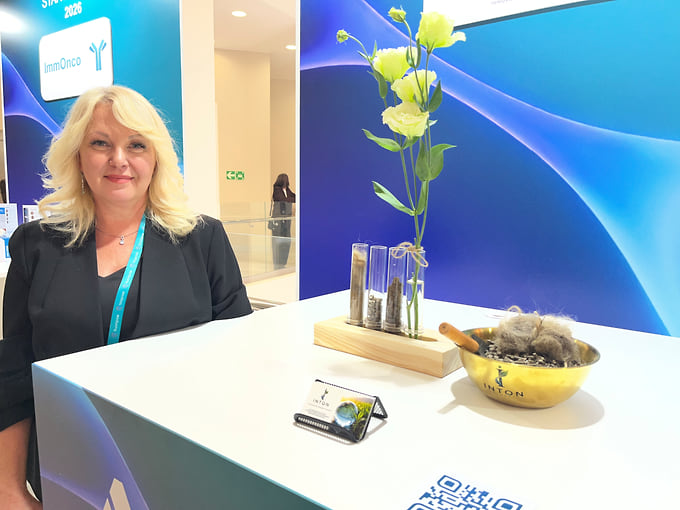Российская научно-производственная компания из Новосибирска Inton Global представила органический мелиорант-кондиционер для защиты почв от засухи. Разработка представляет собой гранулы из овечьей шерсти. Производство планируют наладить в Ставропольском крае