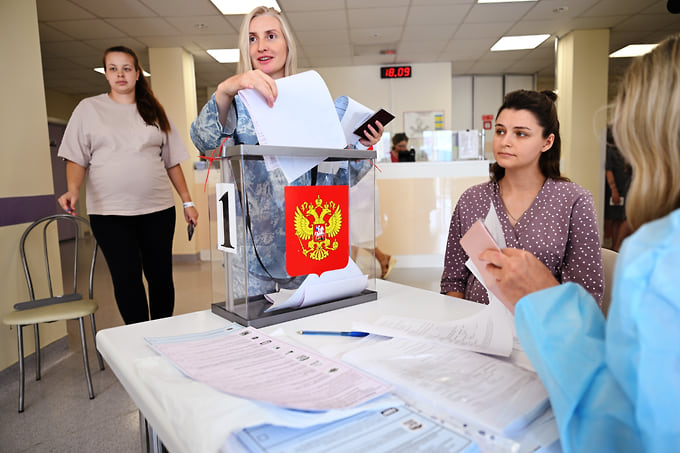 Выездное голосование в Красноярском краевом перинатальном центре охраны материнства и детства