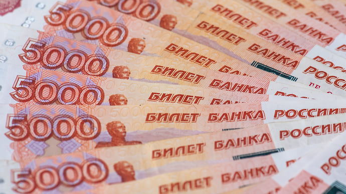 Петербургское УФАС оштрафовало банк ВТБ на 500 тысяч рублей за сноски в видео