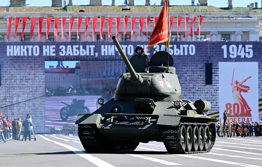 В парадном строю будут задействованы только курсанты военных вузов
