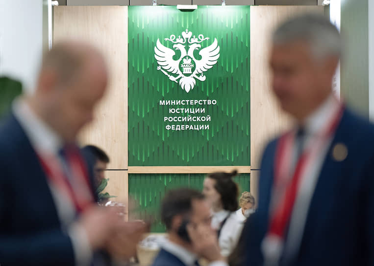 Участие подтвердили свыше пяти тысяч человек