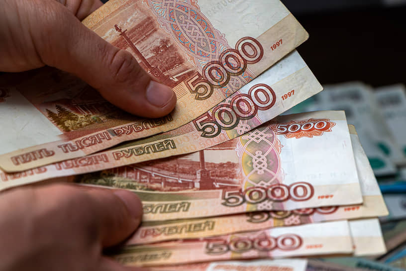 В рейтинг попал ИТМО, выпускники которого получают по 300 тысяч 