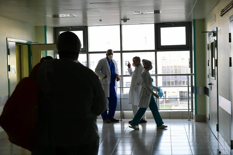 После вспышки энтеровируса в «Северном Артеке» под наблюдением остаются дети и взрослые