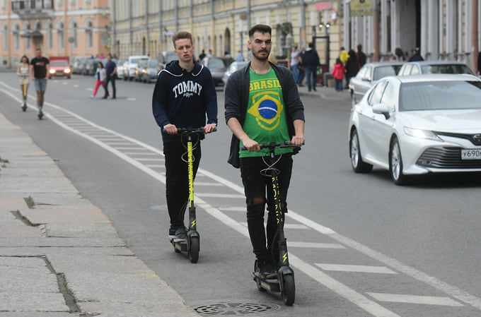 В Петербурге спрос на кикшеринг вырос на фоне подорожания поездок на автомобилях