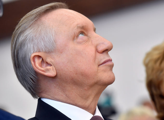 Беглов сообщил о погибшем и пяти пострадавших при атаке БПЛА на Петербург