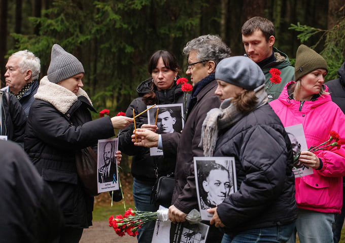 День памяти жертв политических репрессий на Левашовском мемориальном кладбище