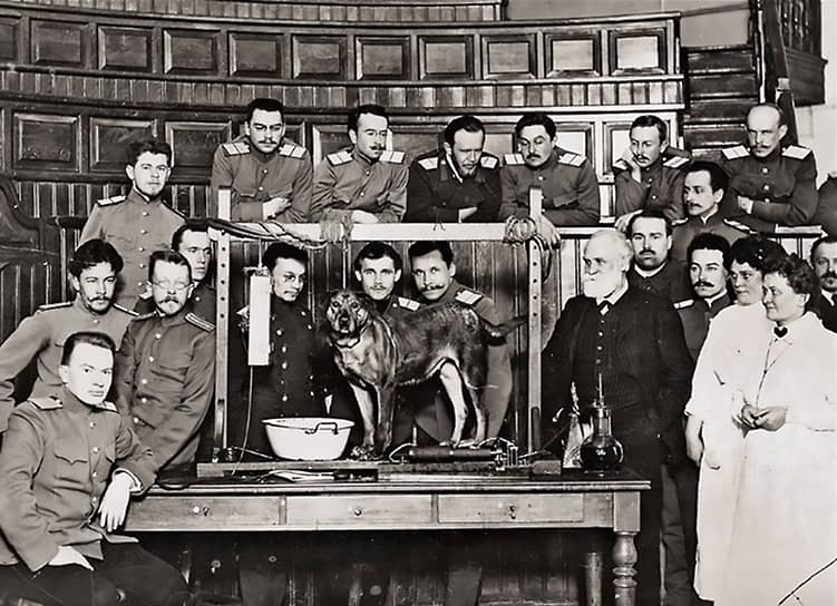 1912 год. Профессор Иван Павлов на кафедре физиологии Военно-медицинской академии 