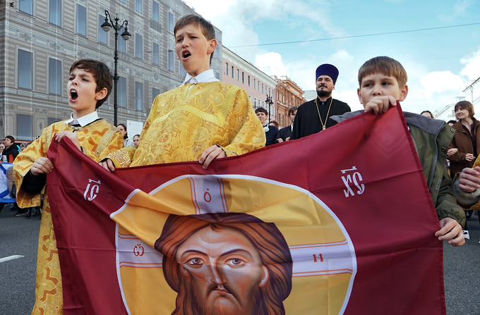 Участники крестного хода