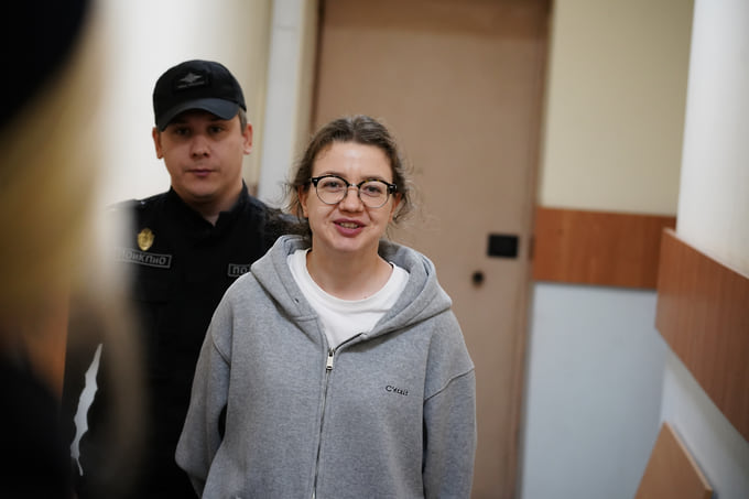 Бывший руководитель Центра управления регионом в Санкт-Петербурге Елена Никитина перед началом заседания суда