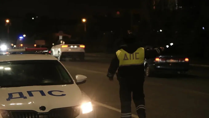 МВД Волгограда отменит штрафы за непристегнутый ремень для водителей в очереди на АЗС