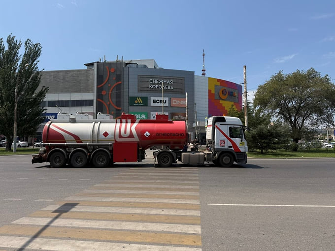 В Астрахани заработали заправки сети "Лукойл"