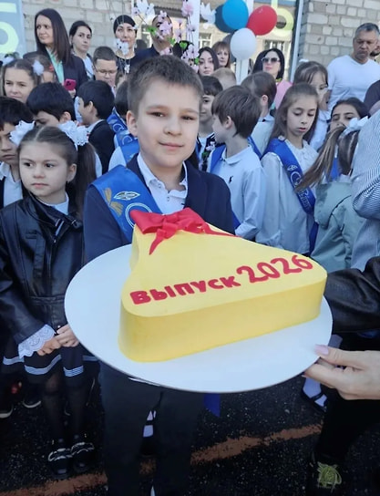 В Предгорном округе последний звонок прозвенел 26 мая для более 2000 выпускников в 26 школах округа