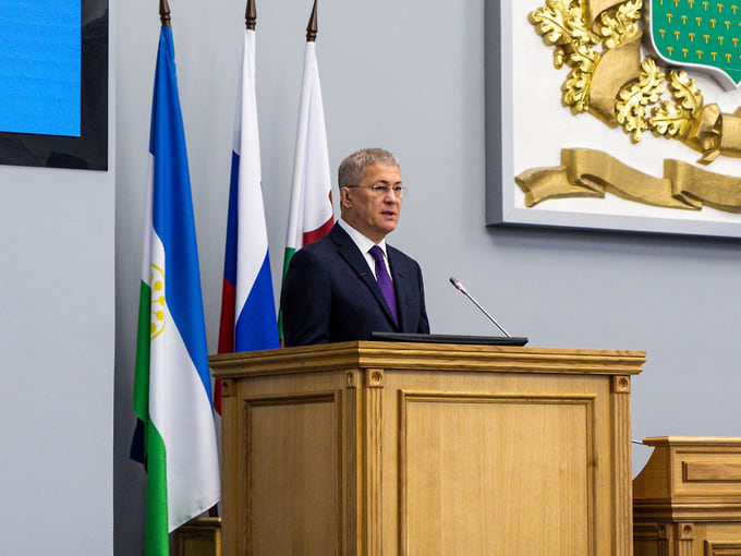 Радий Хабиров призвал городские власти готовиться к саммиту ШОС, принимать критику населения, искать источники пополнения бюджета и помогать СВО 