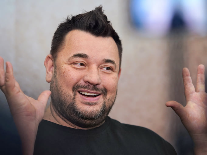 Певец и композитор Сергей Жуков
