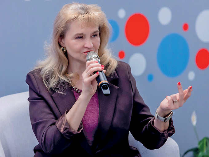 Людмила Сахапова