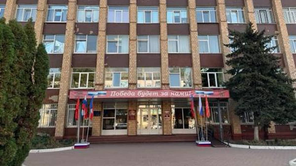 Здание райадминистрации на улице Октябрьской в Орле