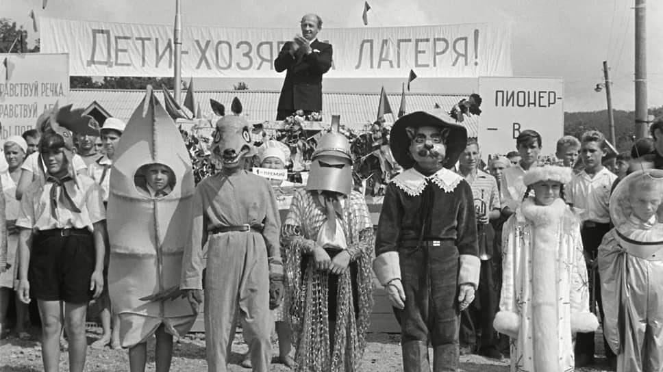 Кадр из фильма "Добро пожаловать, или посторонним вход воспрещен". Режиссер Элем Климов. 1964 год. 
