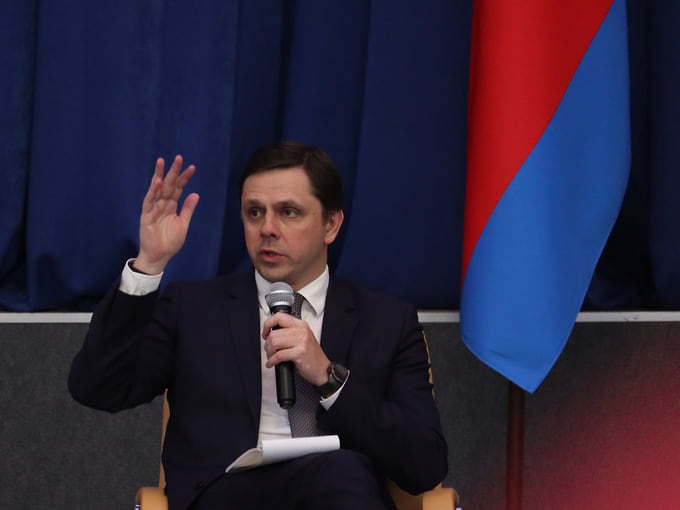 Глава Орловской области Андрей Клычков склонен считать, что его регион уже почти миновал топливный кризис