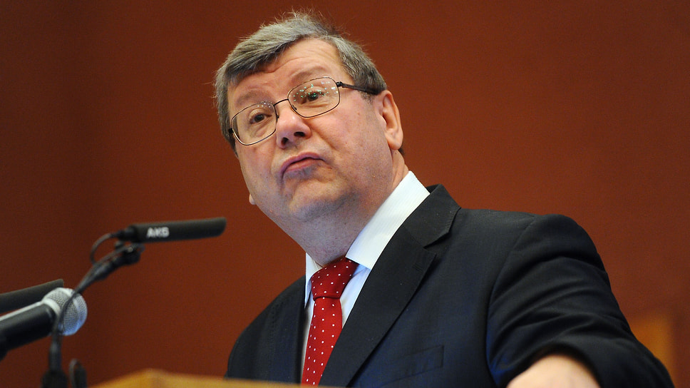 Андрей Артизов