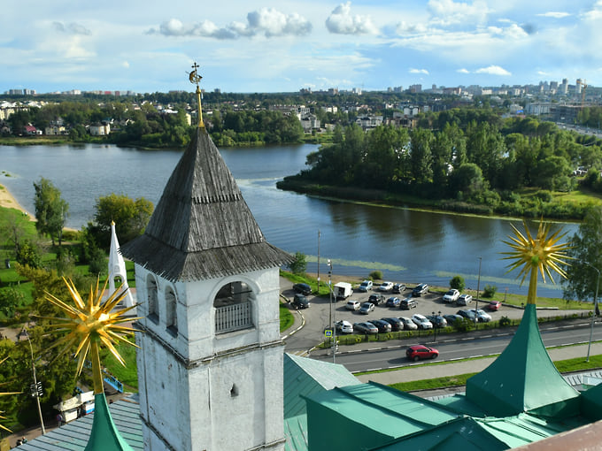 В зону затопления попали земли в Заволжской и Закоторосльной (на фото) части Ярославля  