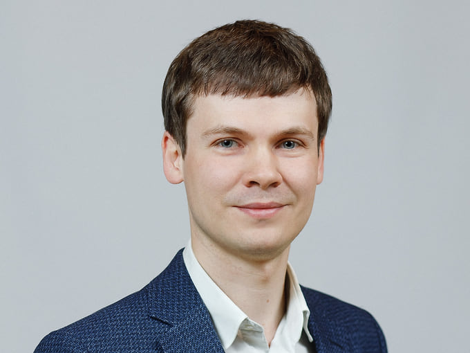 Виталий Елисеев