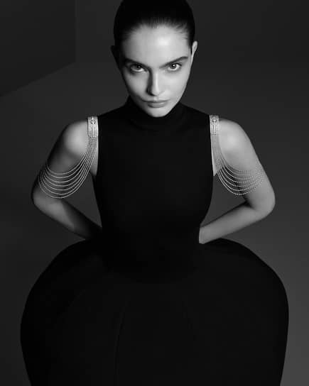 Эполеты The Silhouette, Boucheron, белое золото, бриллианты 