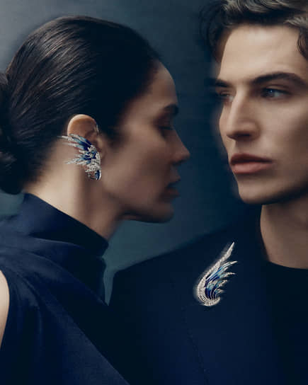 Моно-cерьга и брошь Envol, Chaumet, белое золото, сапфир, цветная эмаль, бриллианты 
