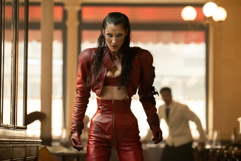 Модель Белла Хадид, кадр из сериала «Красота» (Beauty), 2025