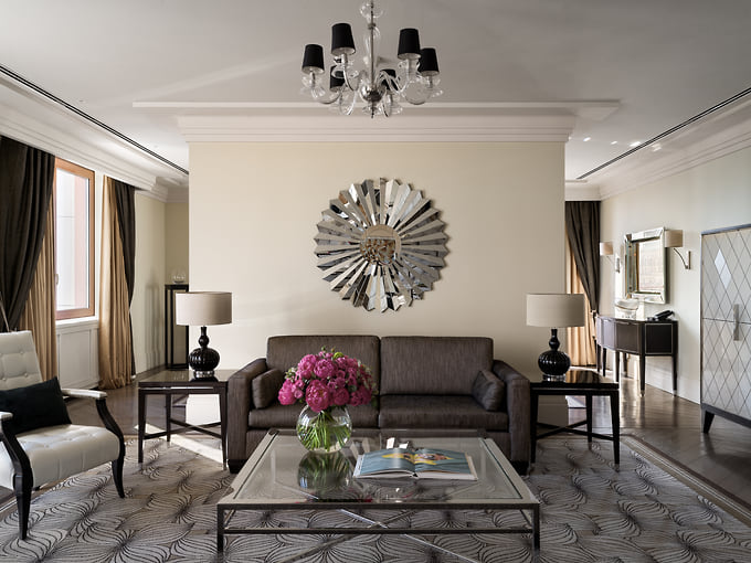 Номер Люкс «Премьер» в отеле Four Seasons Hotel Moscow 