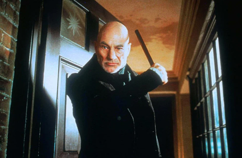 В фэнтезийном фильме «Духи Рождества» (1999) по новелле Чарльза Диккенса «Рождественская история» Патрик Стюарт сыграл Эбенезера Скруджа — персонажа, чье имя стало нарицательным для жадных людей 