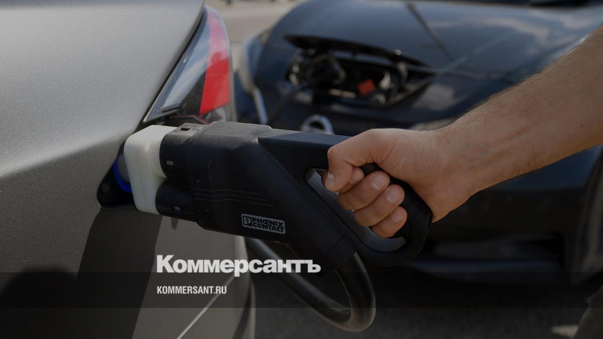 www.kommersant.ru