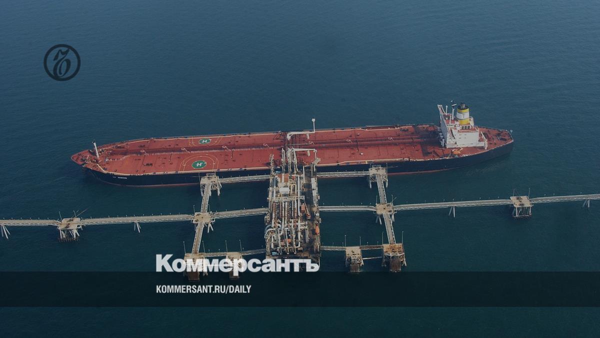 Запад за бортом // Доля западного флота в перевозках нефти из России упала до минимума с октября