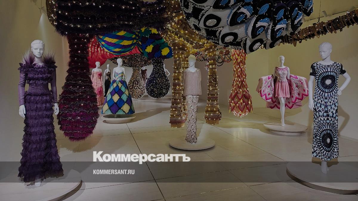 Валькирия для Валентино // Выставка в фонде покойного модельера в Риме