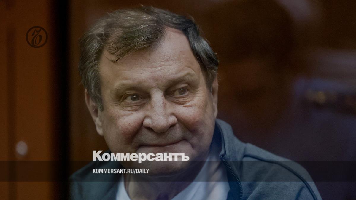 Следствие бьет свои же рекорды // Повторное расследование в отношении генерала Булгакова было закончено за пять дней