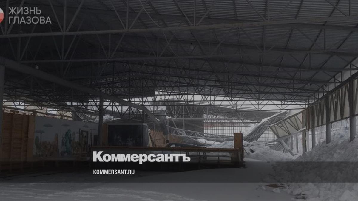 На Центральном рынке Глазова из-за снега обрушилась кровля