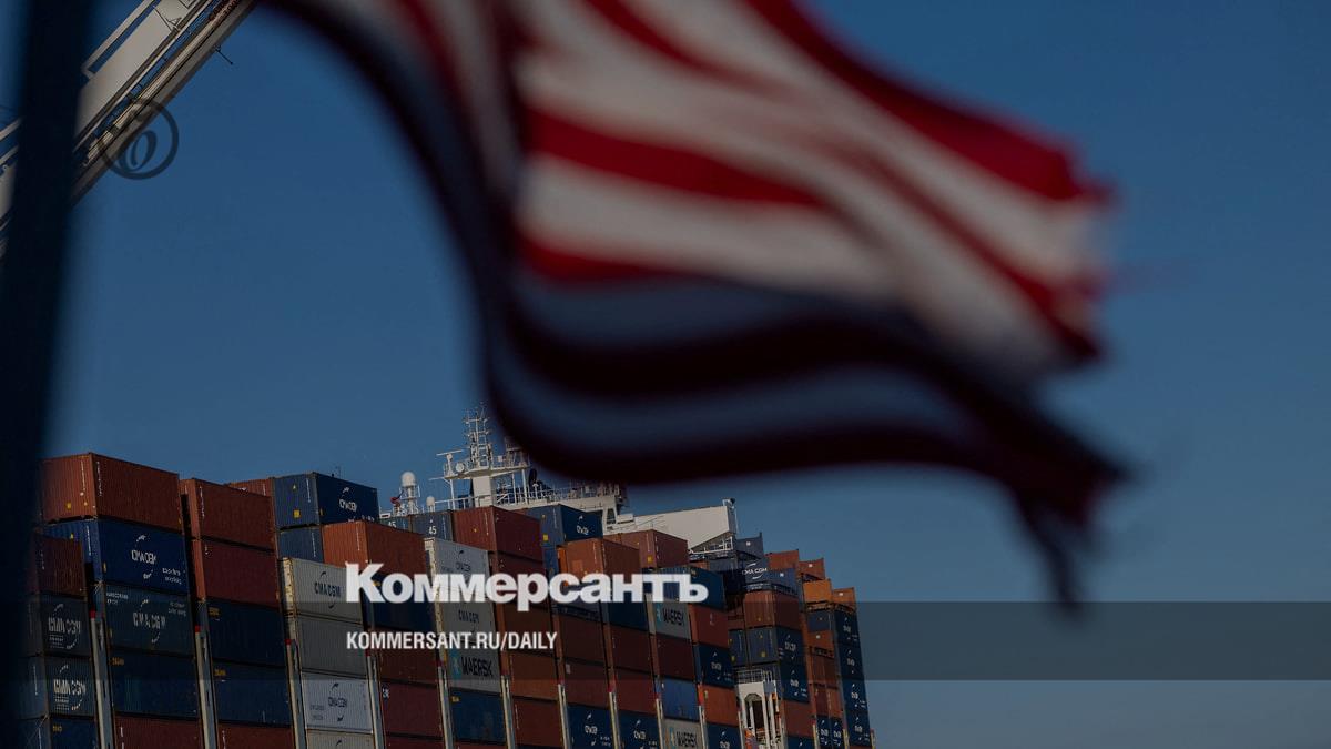 Американская торговля подросла на пошлинах // США увеличили как экспорт, так и импорт