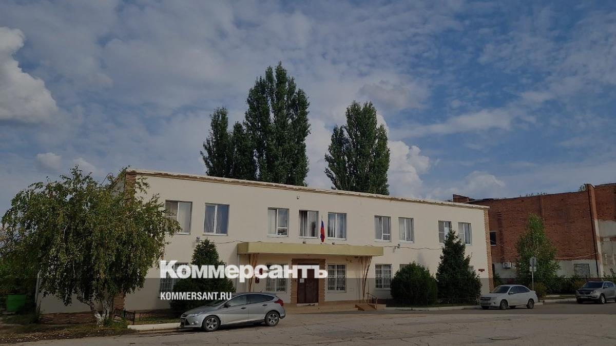 Замглавы Нариманова уволен из-за отсутствия высшего образования