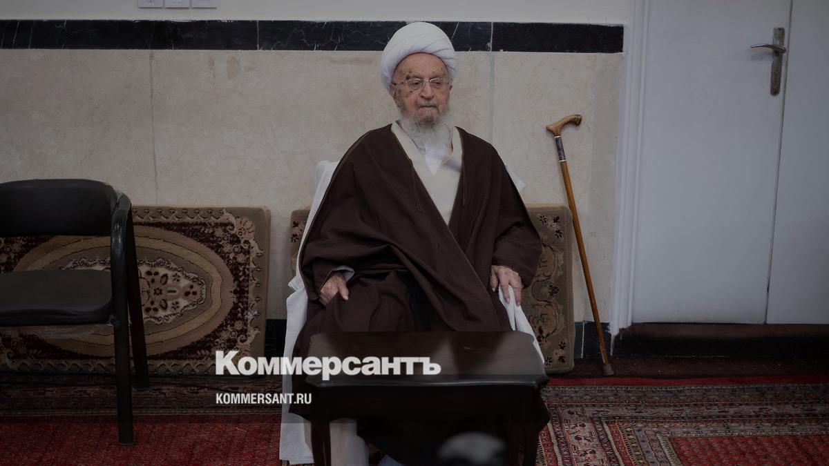 Иранский аятолла Макарем Ширази объявил джихад против США и Израиля