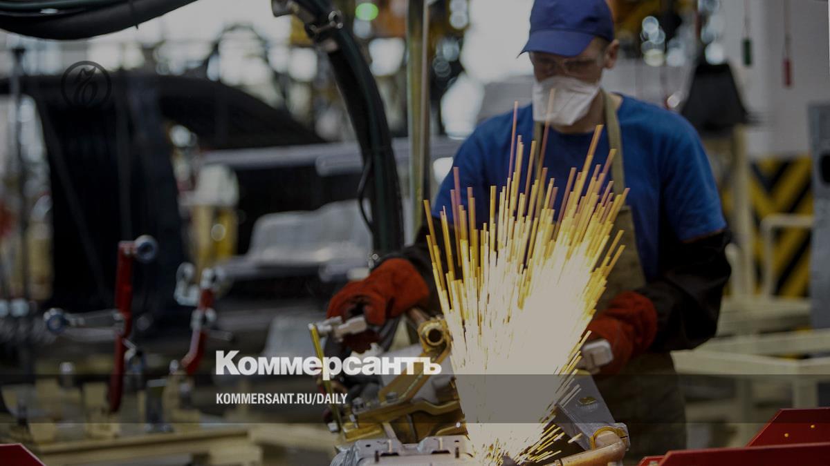 Промышленность сжимается местами // Мониторинг индустрии