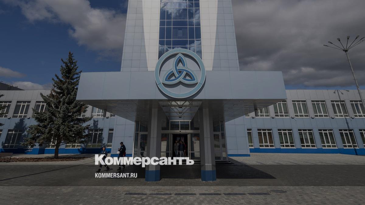 В Нижнекамске загорелся завод «Нижнекамскнефтехима»